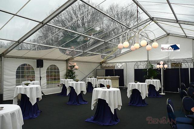 voorbeeld tent met transparant dak